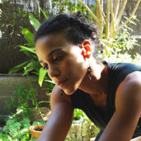 Nyna Abi, Praticienne en Massages Bien-être et professeur de danse chez L'Ô Cocoon